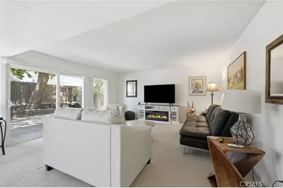 2558 Seahorse Avenue, Ventura, CA 93001 - Photo 4