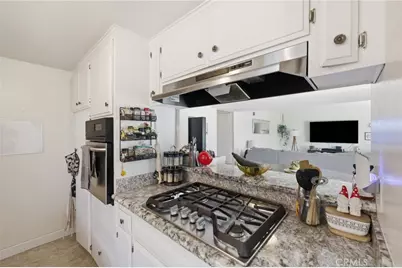 2558 Seahorse Avenue, Ventura, CA 93001 - Photo 30