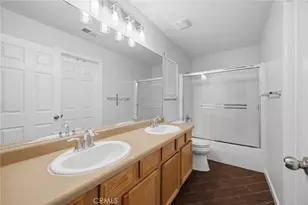 2629 W Brooke Ct, Visalia, CA 93291 - Photo 26