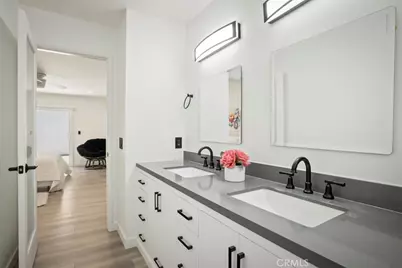 2648 State Street #25, Santa Barbara, CA 93105 - Photo 2