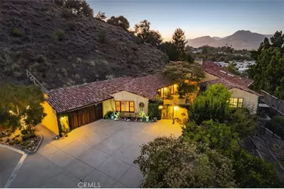 2072 Royal Way, San Luis Obispo, CA 93405 - Photo 1