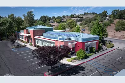 102 S Vine, Paso Robles, CA 93446 - Photo 1