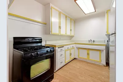 137 E Foothill Boulevard, San Luis Obispo, CA 93405 - Photo 8