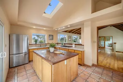 1050 Pismo Ave, Los Osos, CA 93402 - Photo 10