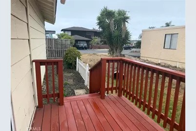 401 Tahiti, Morro Bay, CA 93442 - Photo 30