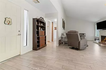 8924 Butternut, Bakersfield, CA 93306 - Photo 2