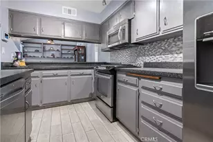 8924 Butternut, Bakersfield, CA 93306 - Photo 6