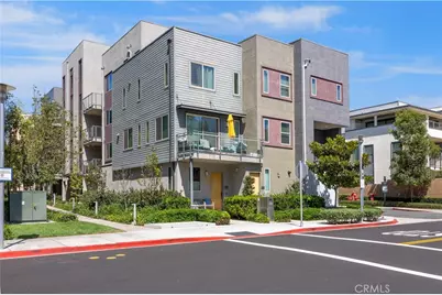 227 Bowery, Irvine, CA 92612 - Photo 2