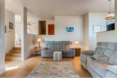 399 Warwick, Cambria, CA 93428 - Photo 8