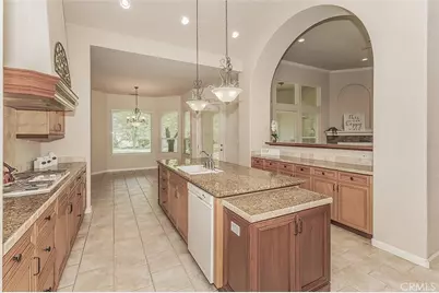 4477 N Quail Lake Drive, Clovis, CA 93619 - Photo 12