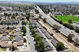 417423 Tiffany Dr, Santa Maria, CA 93454 - Photo 4