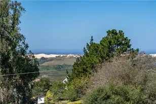 950 Mesa View Dr, Arroyo Grande, CA 93420 - Photo 32