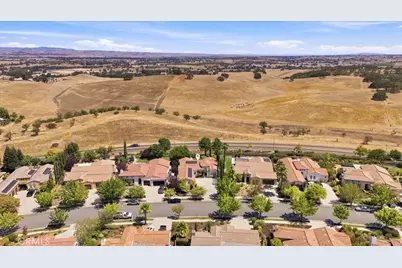 951 Vista Cerro Drive, Paso Robles, CA 93446 - Photo 58