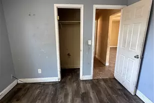 912 Meadows, Bakersfield, CA 93306 - Photo 10