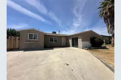 912 Meadows, Bakersfield, CA 93306 - Photo 1