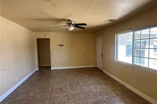 912 Meadows, Bakersfield, CA 93306 - Photo 8