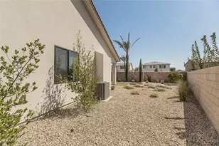 2825 E Beech Tree, Clovis, CA 93619 - Photo 38