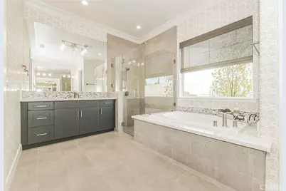 2825 E Beech Tree, Clovis, CA 93619 - Photo 22