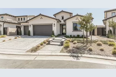 2825 E Beech Tree, Clovis, CA 93619 - Photo 2