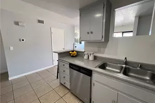 1239 E Foothill Blvd, San Luis Obispo, CA 93405 - Photo 20