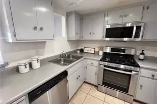 1239 E Foothill Blvd, San Luis Obispo, CA 93405 - Photo 18