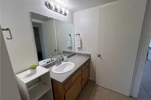 1239 E Foothill Blvd, San Luis Obispo, CA 93405 - Photo 10