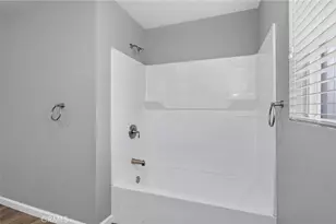 4832 N Fruit Ave, Fresno, CA 93705 - Photo 32