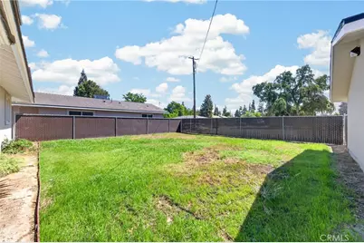 4832 N Fruit Avenue, Fresno, CA 93705 - Photo 38