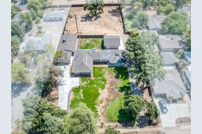 4832 N Fruit Avenue, Fresno, CA 93705 - Photo 56