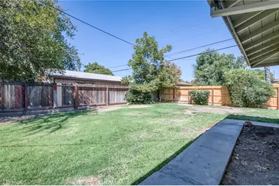 1506 W University Avenue, Fresno, CA 93705 - Photo 24