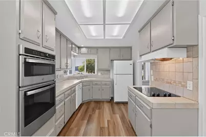 1506 W University Avenue, Fresno, CA 93705 - Photo 10