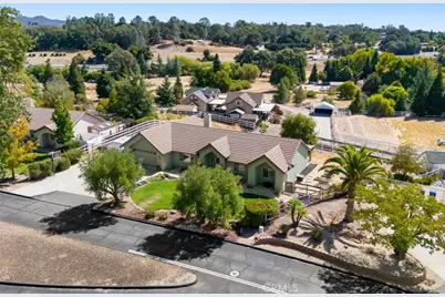 155 Eagle Creek Court, Atascadero, CA 93422 - Photo 1