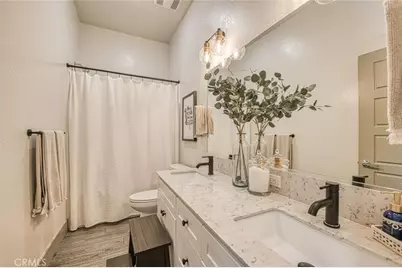 6334 E Garland, Fresno, CA 93727 - Photo 16