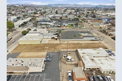 838 W Grand Ave, Grover Beach, CA 93433 - Photo 4