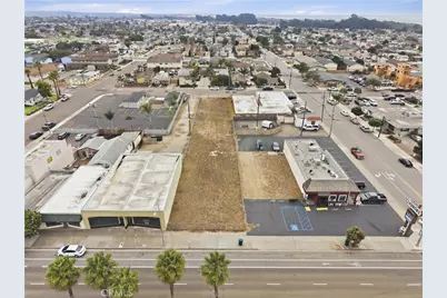 838 W Grand Ave, Grover Beach, CA 93433 - Photo 2