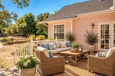 10045 Old Morro, Atascadero, CA 93422 - Photo 32