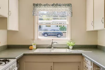 2068 Sierra, San Luis Obispo, CA 93401 - Photo 22