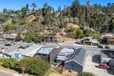 704 Main, Cambria, CA 93428 - Photo 14