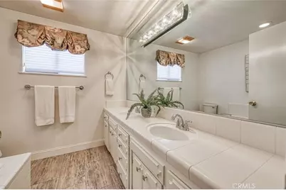 6350 N 10th, Fresno, CA 93710 - Photo 20