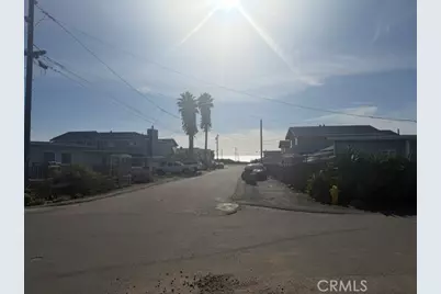 401 Tahiti, Morro Bay, CA 93442 - Photo 18