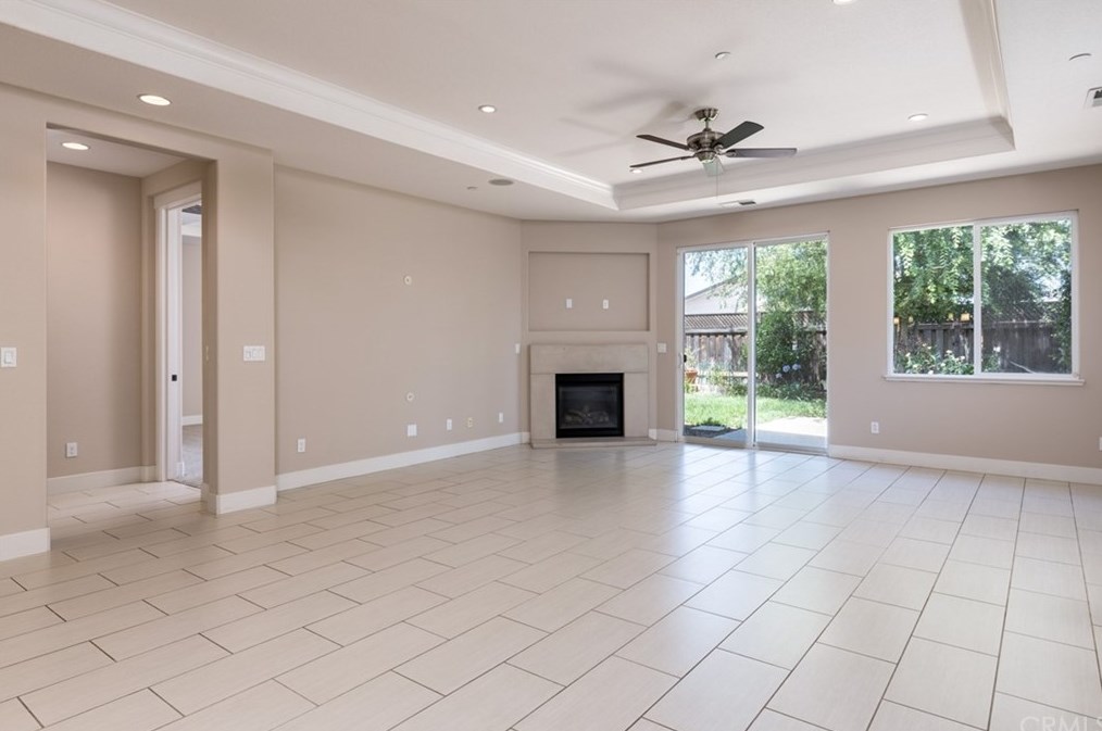 614 Brush Creek Ln, Chico, CA 95973