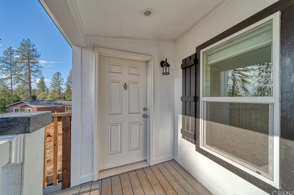 6221 Stinson Ln, Paradise, CA 95969