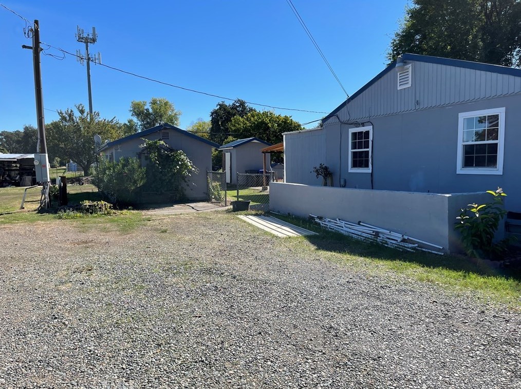 8590 State Hwy 99e, Los Molinos, CA 96055