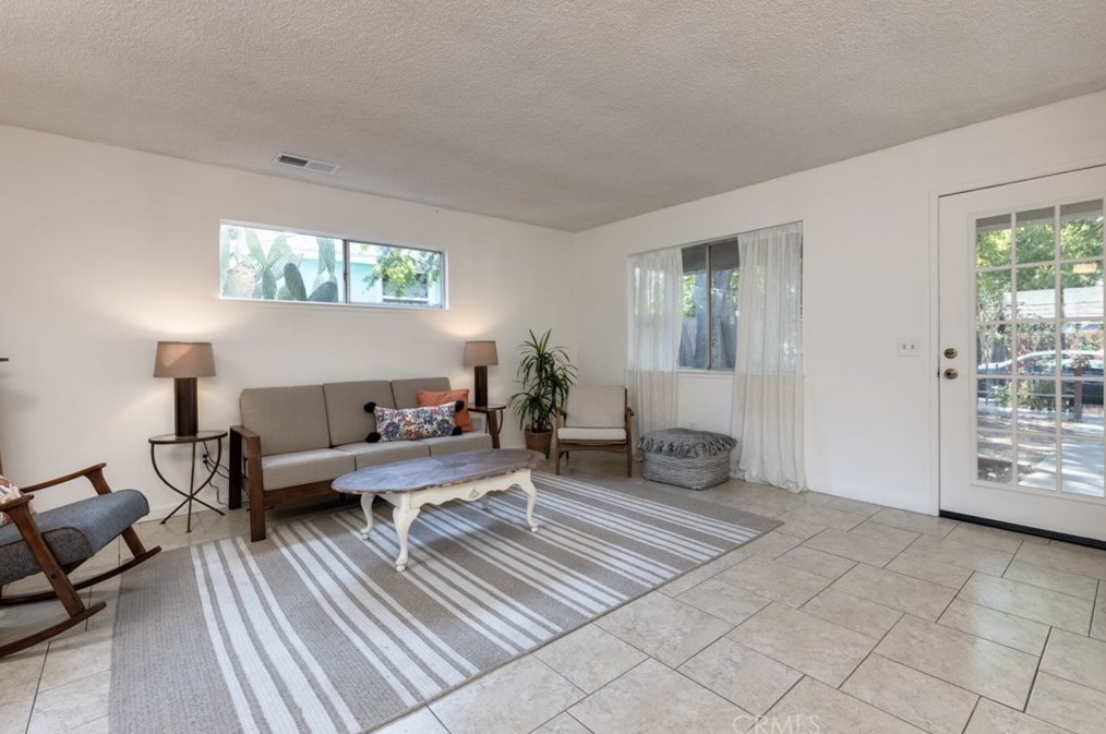 937 Flume St, Chico, CA 95928-5770