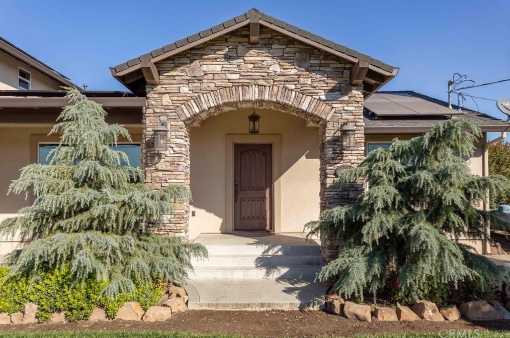 25020 4th Ave, Los Molinos, CA 96055