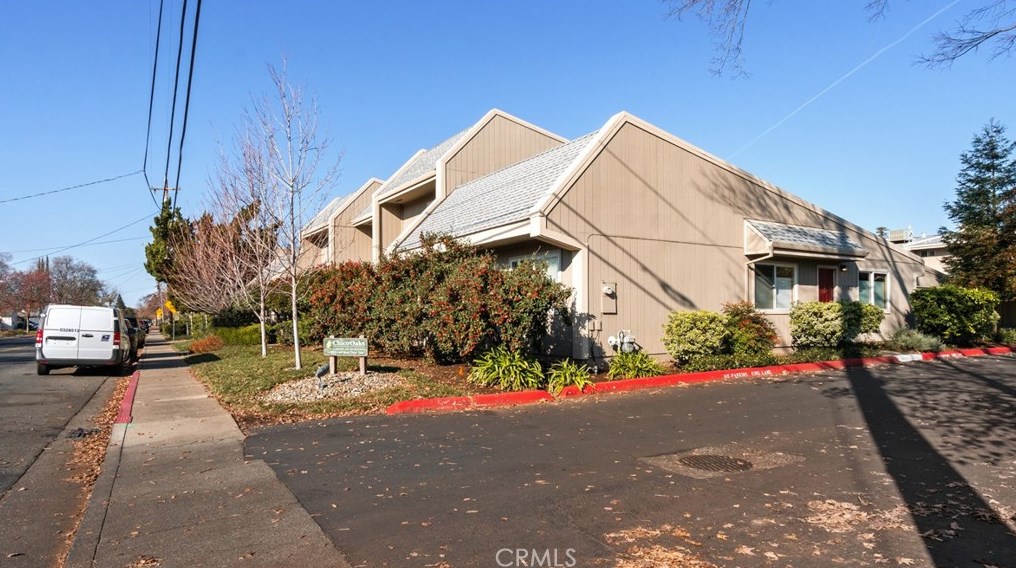 1102 Neal Dow Ave, Chico, CA 95926