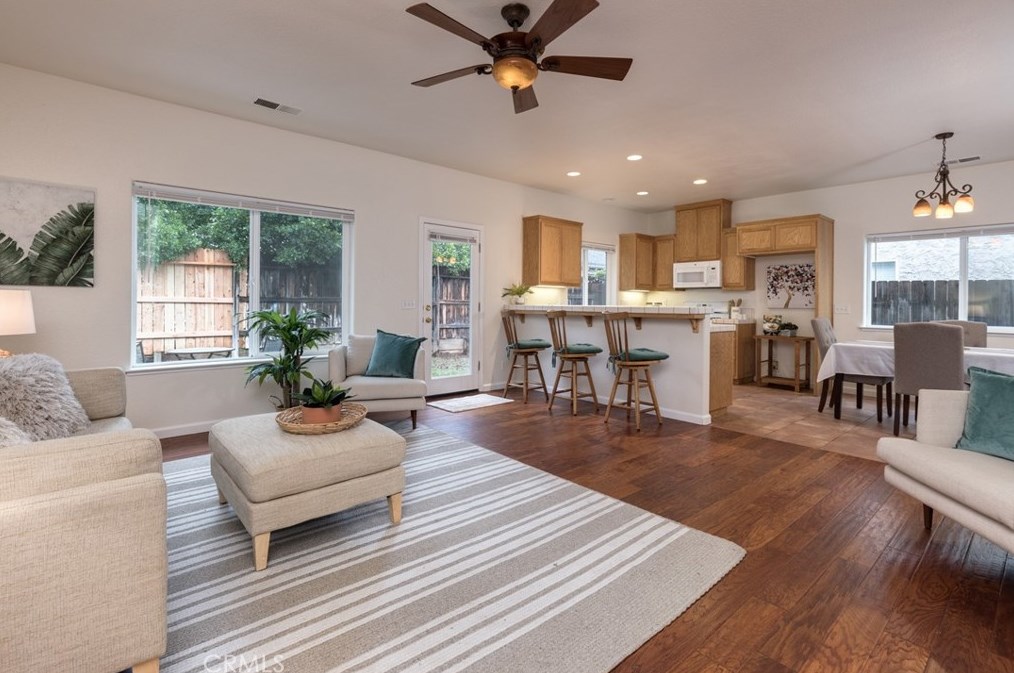 15 Marci Way, Chico, CA 95973-8232