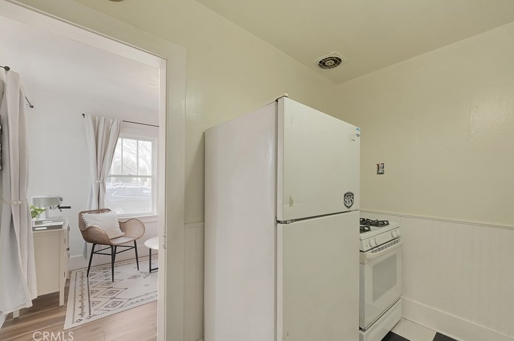 553 Cooper Ave, Yuba City CA  95991-4952 exterior