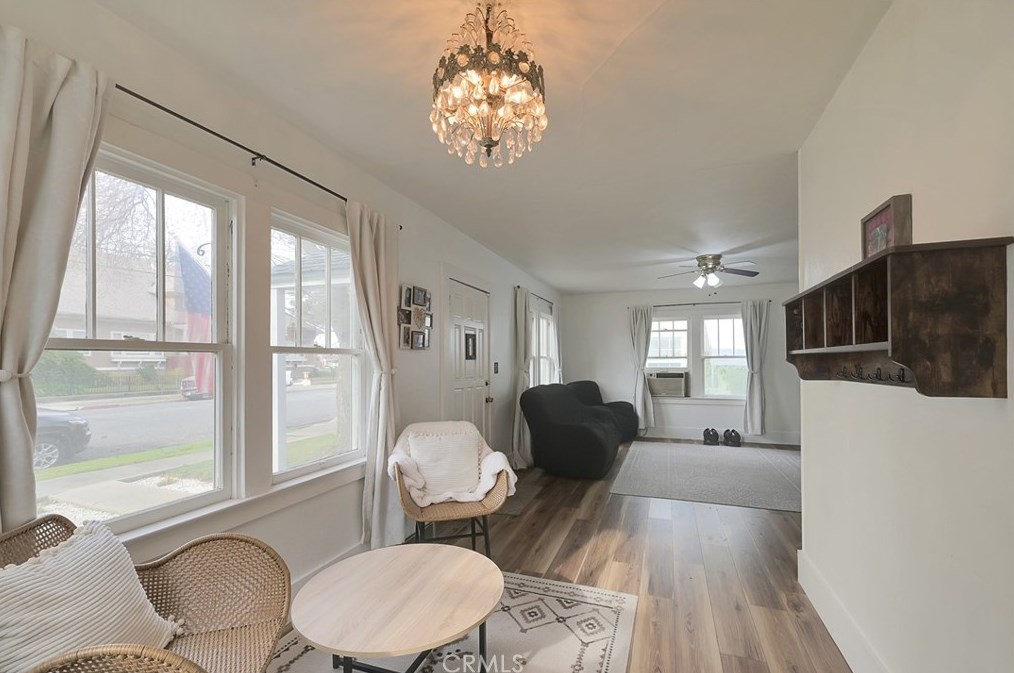 553 Cooper Ave, Yuba City CA  95991-4952 exterior