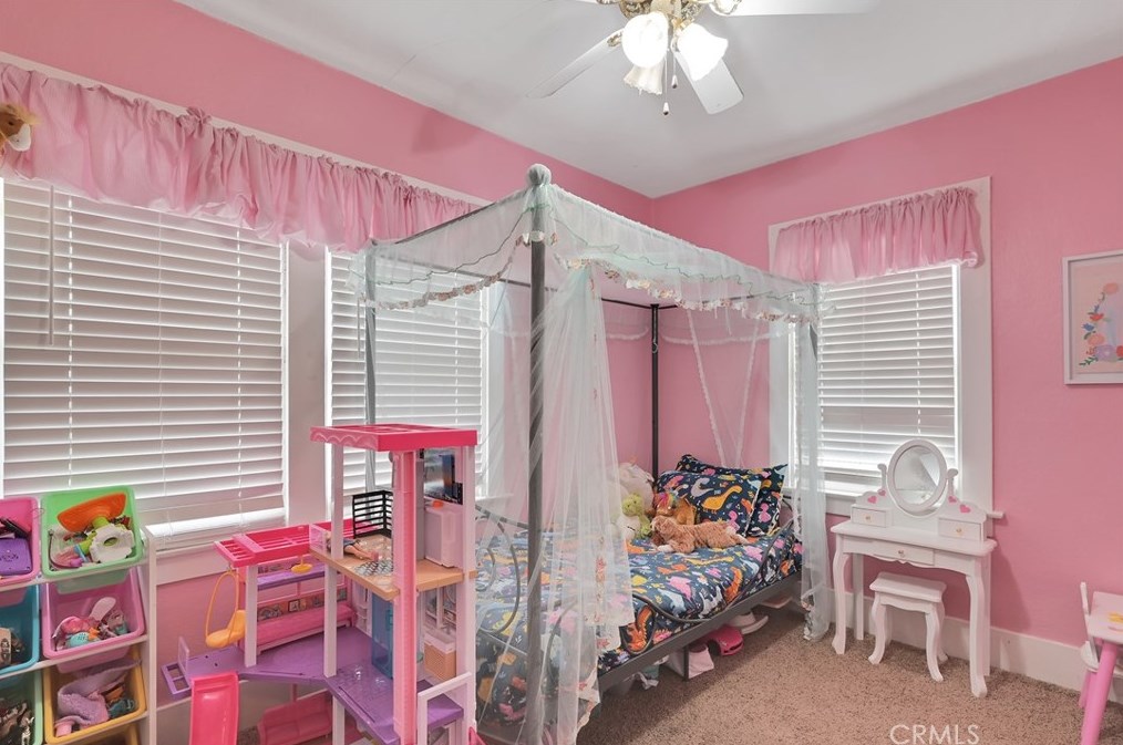 553 Cooper Ave, Yuba City CA  95991-4952 exterior